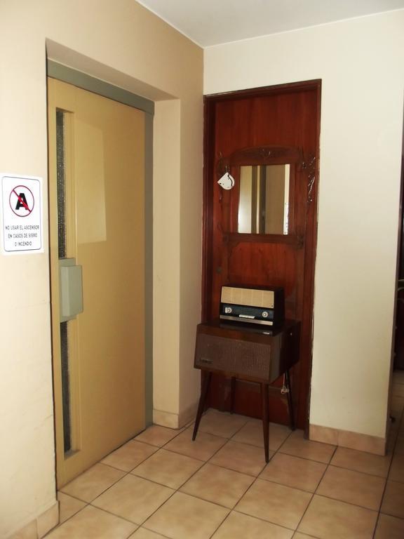 Hostal Gemina Lima Bagian luar foto