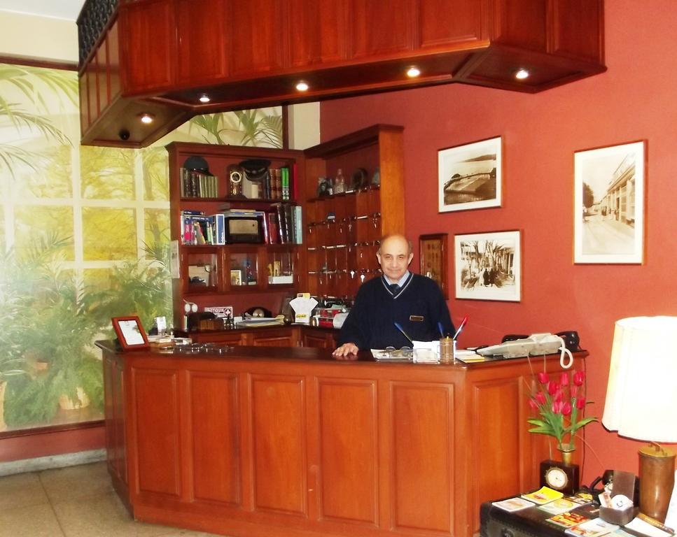 Hostal Gemina Lima Bagian luar foto